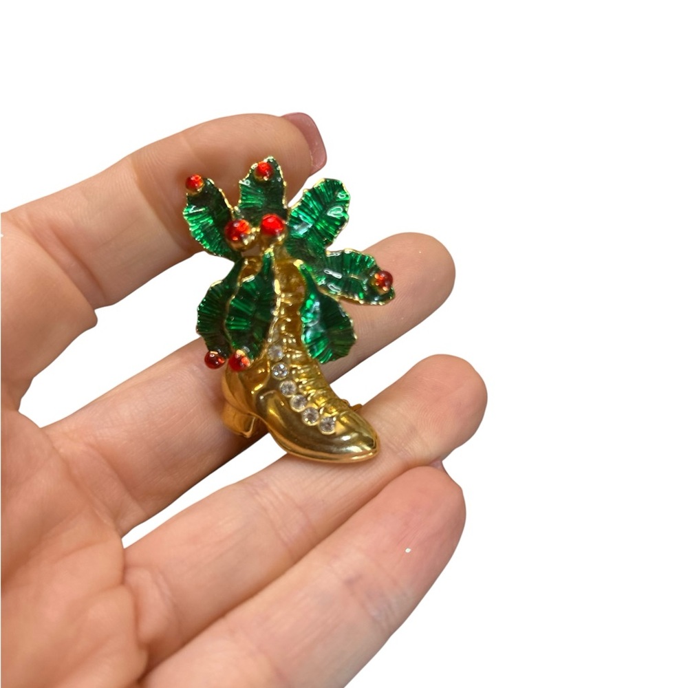 Victorian Christmas Brooch Signed New View